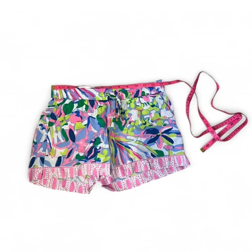 Lilly Pulitzer 5'' Katia Shorts Havin A Blast Engineered Size XXS. Tropical